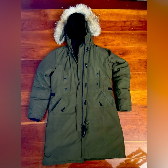 Canada Goose Trillium Parka - Picture 2 of 8